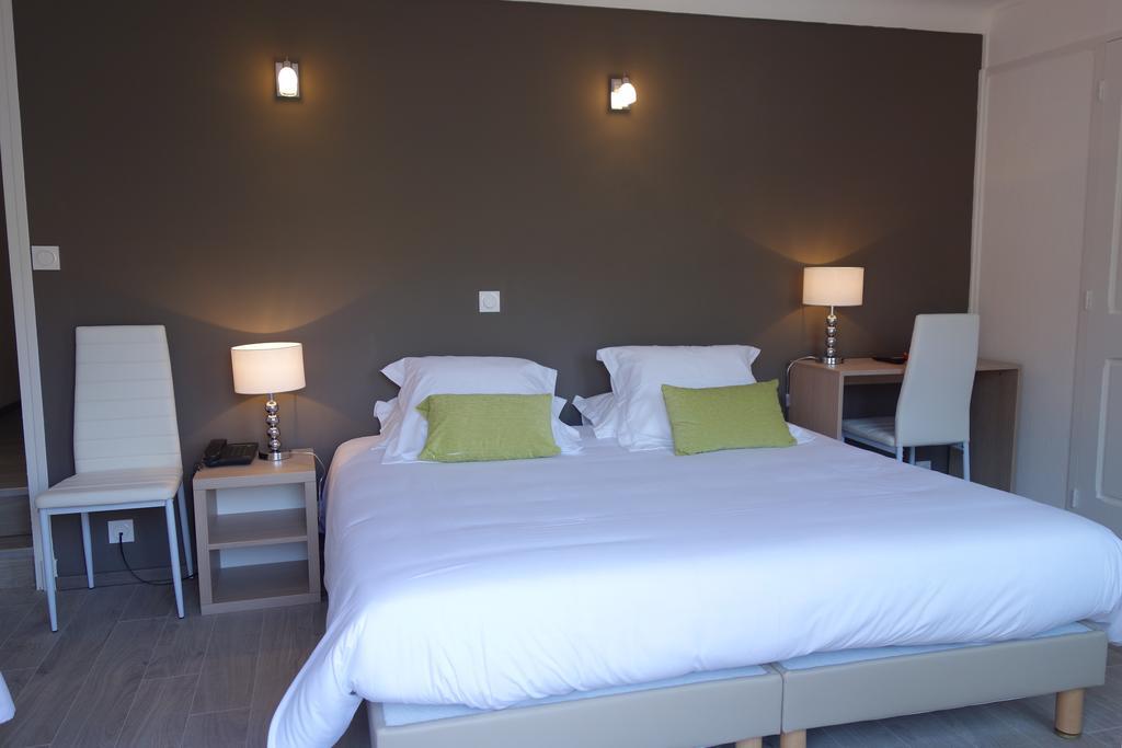 Hotel Le Prejoly Saint-Vallier-de-Thiey Luaran gambar